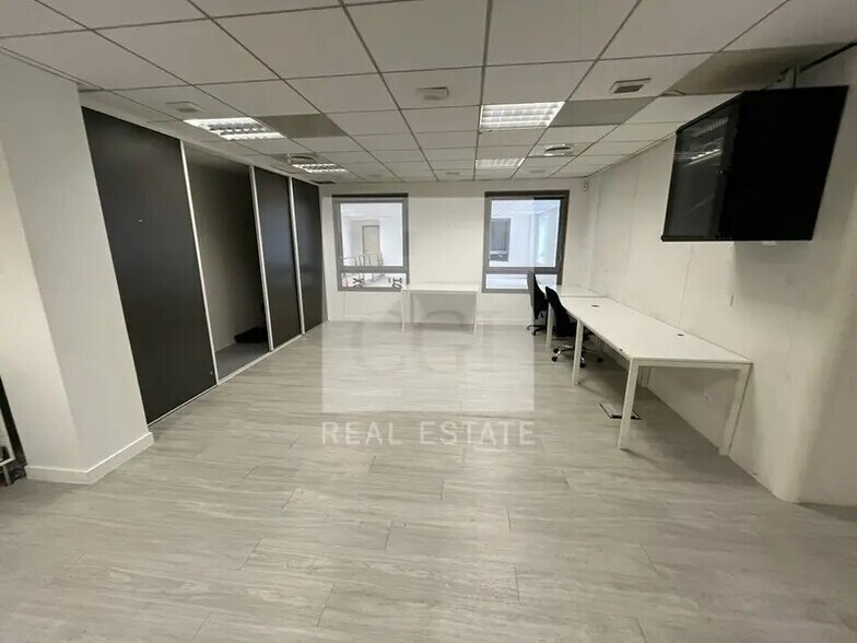 Office in Limonest to rent - Interior Photo - Image 3 of 10