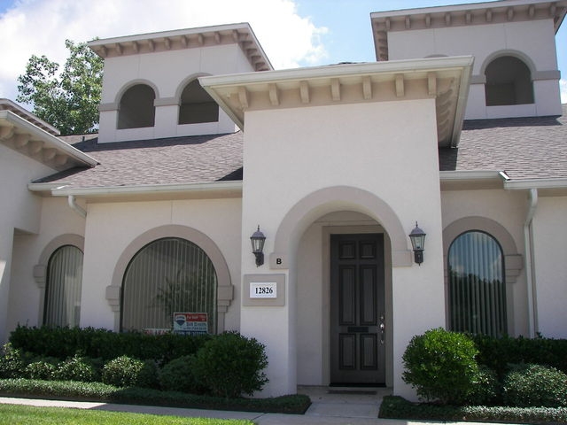 12820 Willow Centre Dr, Houston, TX for rent - Building Photo - Image 2 of 6