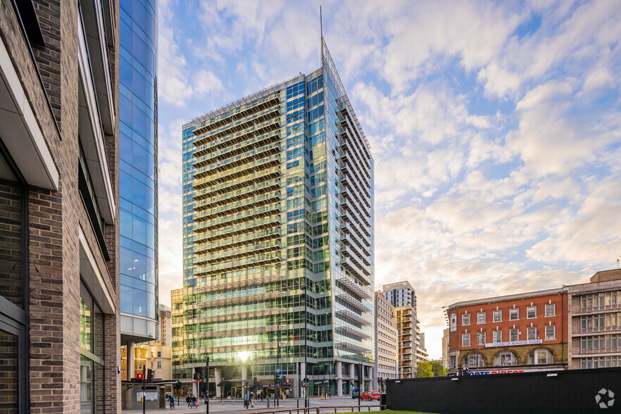 1 Commercial St, London for sale - Primary Photo - Image 1 of 4