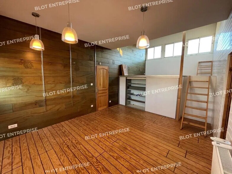 Office in Saint-Herblain to rent - Building Photo - Image 3 of 8