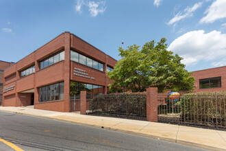 100 W Antietam St, Hagerstown, MD for rent Building Photo- Image 2 of 8