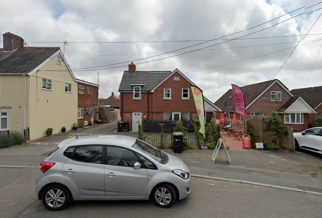 86 Wareham Rd, Lytchett Matravers for sale Building Photo- Image 1 of 8
