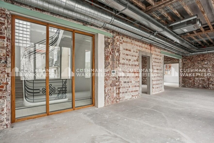 Office in Malakoff to rent - Interior Photo - Image 2 of 17
