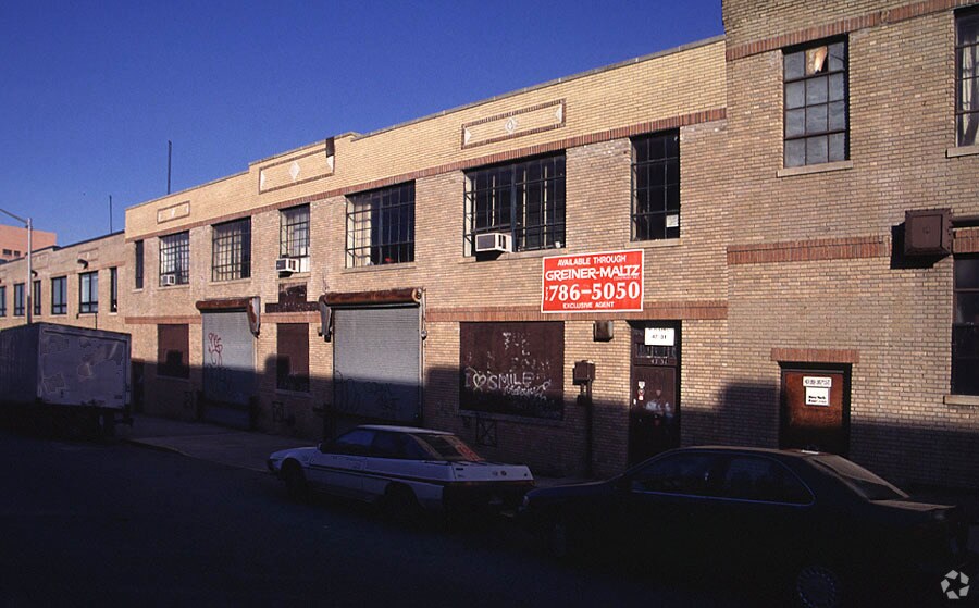 47-31 35th St, Long Island City, NY for rent - Building Photo - Image 2 of 2