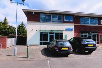 Grove Ct, Enderby to rent Building Photo- Image 2 of 4