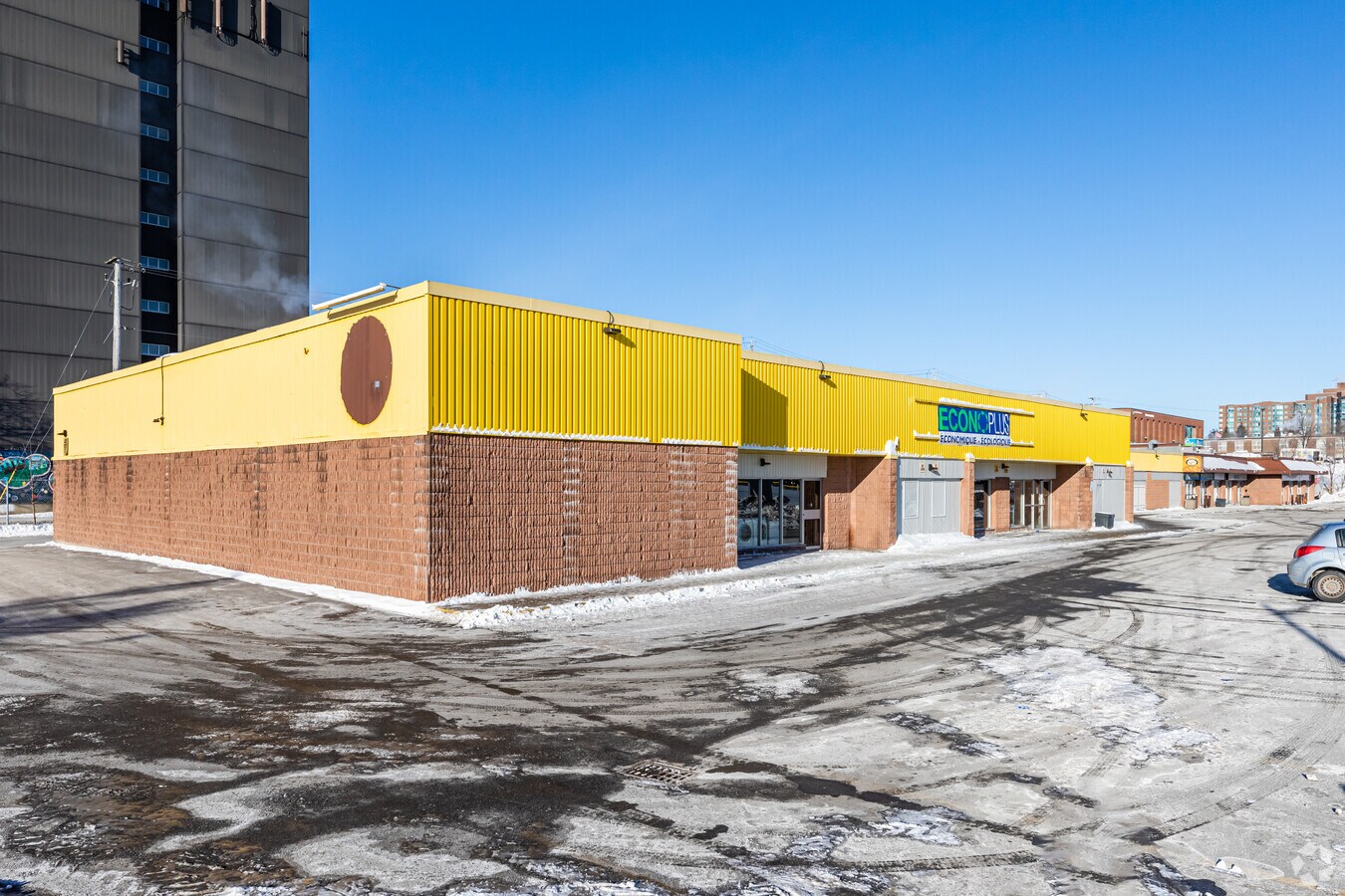 28312865 Dumaurier Ave, Ottawa K2B 7W3