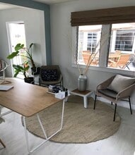 636 N Robertson Blvd, West Hollywood, CA to rent Interior Photo- Image 1 of 4