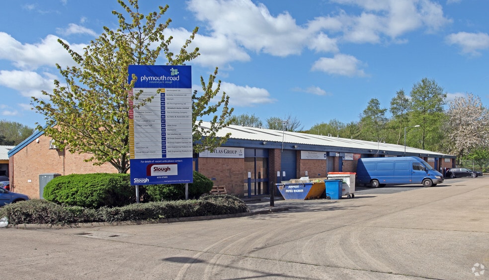 861-874 Plymouth Rd, Slough to rent - Building Photo - Image 2 of 8