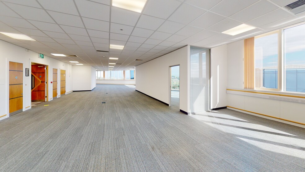 1 Ironmasters Way, Telford to rent - Matterport 3D Scan - Image 3 of 13