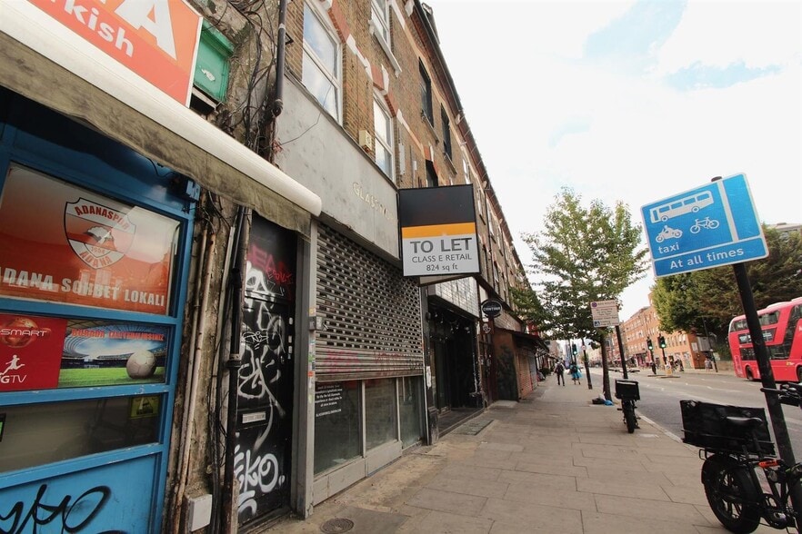 78 Stoke Newington Rd, London to rent - Building Photo - Image 2 of 8