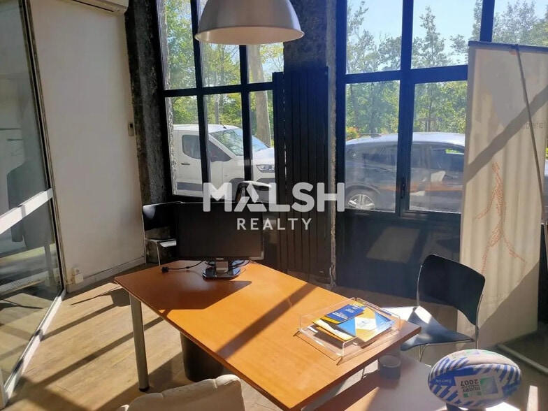 Office in Lyon for sale - Interior Photo - Image 3 of 9