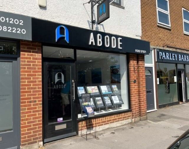 161-161B New Rd, West Parley for sale Primary Photo- Image 1 of 1