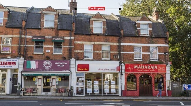 More details for 26 Green Ln, Northwood - Retail to Rent