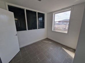 170 Clydeholm Rd, Glasgow to rent Interior Photo- Image 1 of 1