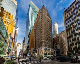 561 Seventh Ave, New York, NY for rent Building Photo- Image 1 of 9