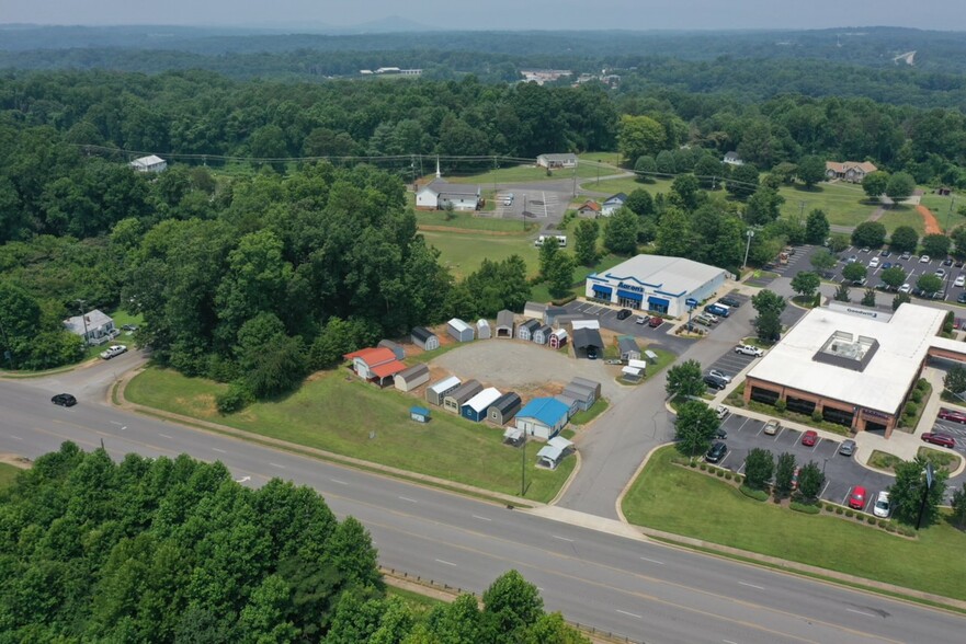 00 CC Camp, Elkin, NC for sale - Building Photo - Image 3 of 8