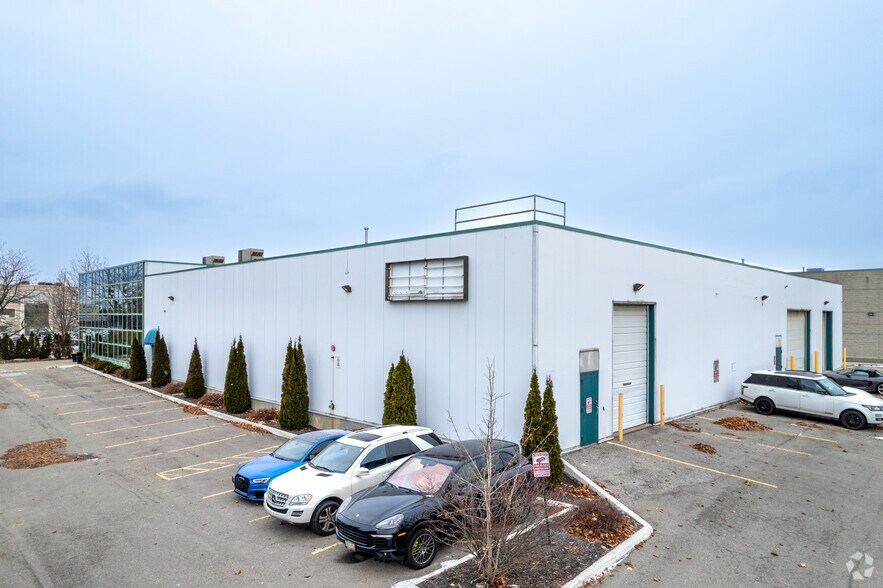 50 Four Valley Dr, Vaughan, ON for sale - Building Photo - Image 1 of 1