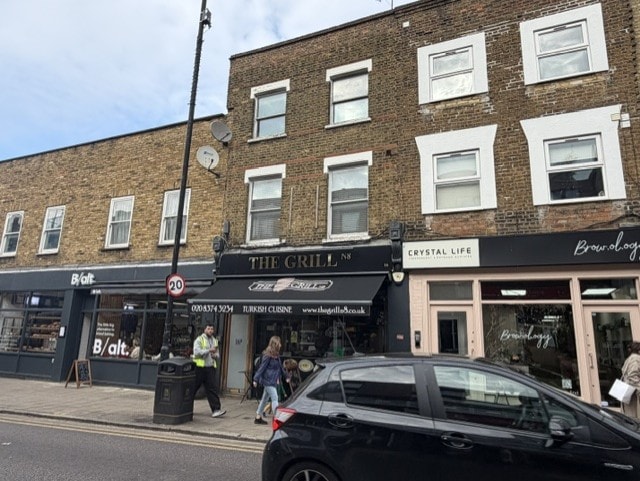 More details for 16 Park Rd, London - Retail to Rent