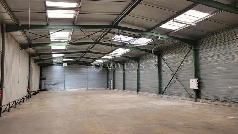 Vente Local d'activités 2 220 m² - Photo 1
