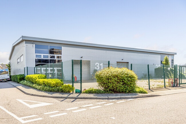 More details for Armstrong Rd, London - Industrial to Rent
