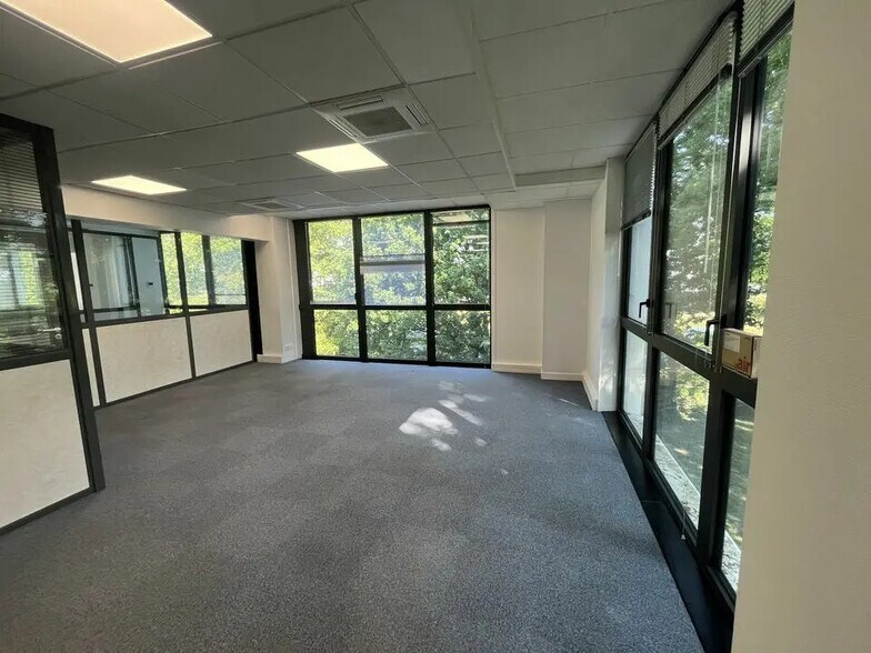 Office in Nantes to rent - Interior Photo - Image 2 of 5