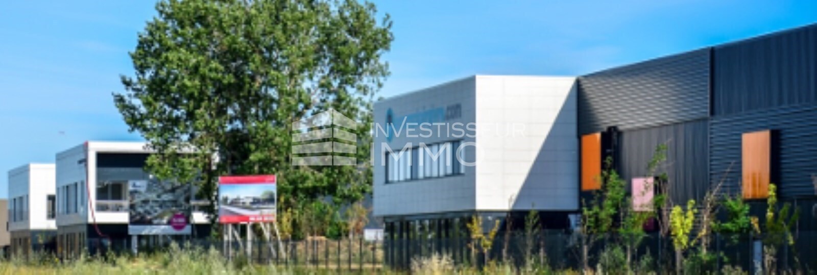 Light Industrial in Tremblay En France for sale Building Photo- Image 1 of 3