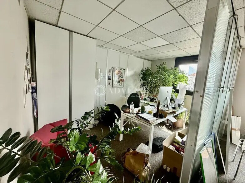 Office in Lyon to rent - Interior Photo - Image 3 of 29