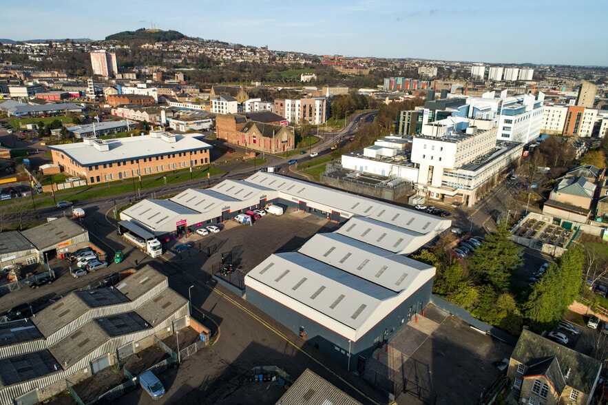 Mid Wynd, Dundee to rent - Building Photo - Image 1 of 3