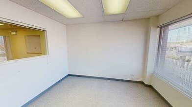 805-815 E Rand Rd, Arlington Heights, IL to rent - Commercial Listing Video 