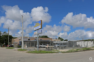 More details for 3200 NW South River Dr, Miami, FL - Industrial for Rent