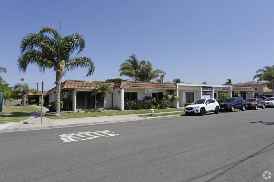 9092 Talbert Ave, Fountain Valley, CA for sale - Primary Photo - Image 1 of 7