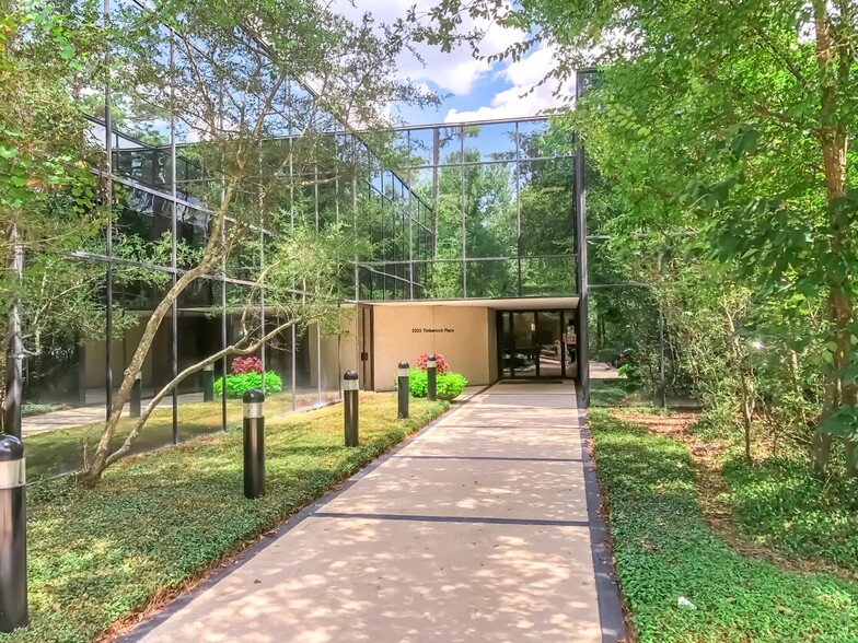 2202 Timberloch Pl, The Woodlands, TX for rent - Building Photo - Image 1 of 19