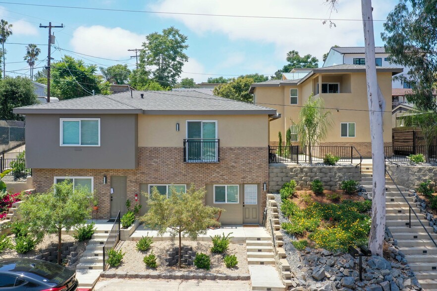 307-21 S Grape St, Escondido, CA for sale - Building Photo - Image 1 of 49