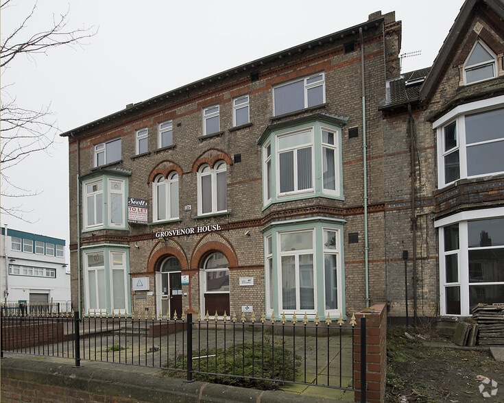 100-102 Beverley Rd, Hull for sale - Building Photo - Image 2 of 6