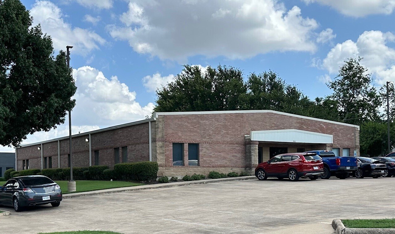 816 Office Park Cir, Lewisville, TX for sale Building Photo- Image 1 of 1