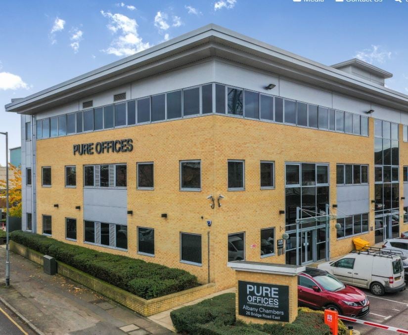 26 Bridge Rd E, Welwyn Garden City to rent Building Photo- Image 1 of 13