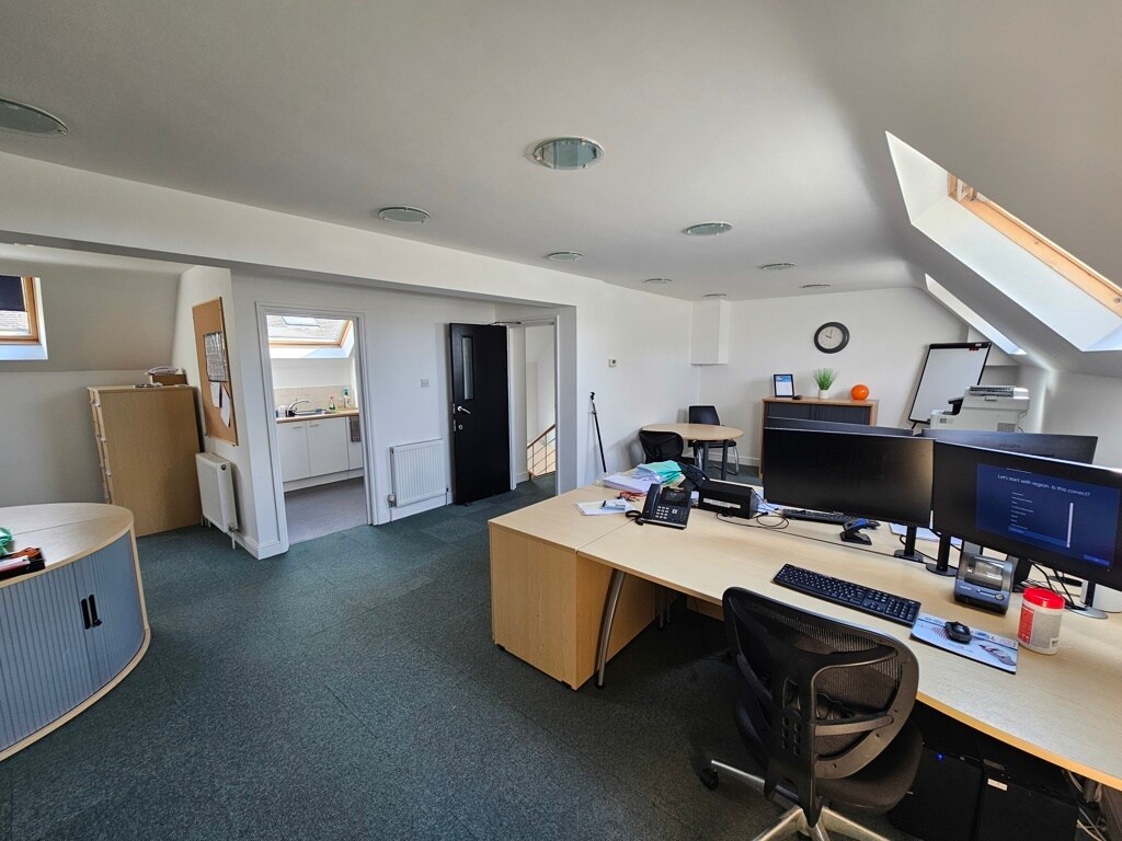 Ashford Rd, Lenham to rent Interior Photo- Image 1 of 7