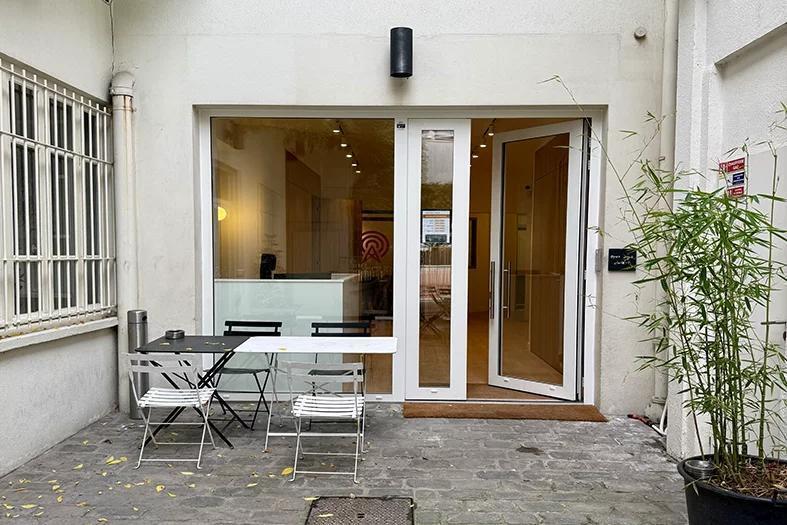 Office in Boulogne-Billancourt for sale Building Photo- Image 1 of 5