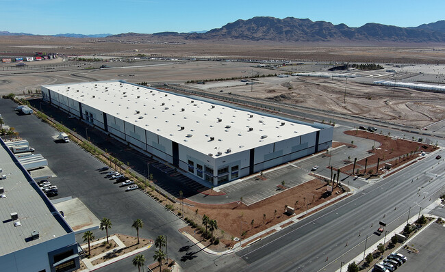 More details for 6050 N Hollywood Blvd, Las Vegas, NV - Industrial for Rent