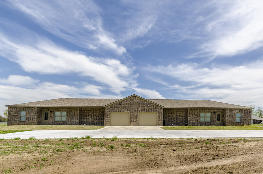 Residential in Pryor, OK for sale - Building Photo - Image 1 of 1