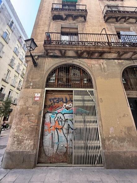 Build-to-Rent in Barcelona, Barcelona for sale - Building Photo - Image 3 of 3