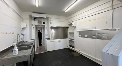 8 Glandovey Ter, Aberdovey to rent Interior Photo- Image 1 of 5