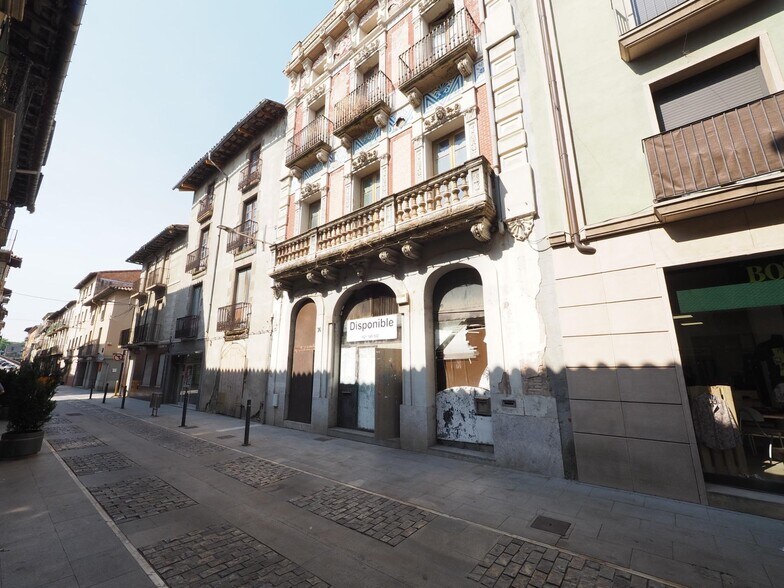Build-to-Rent in Manlleu, Barcelona for sale - Interior Photo - Image 2 of 9