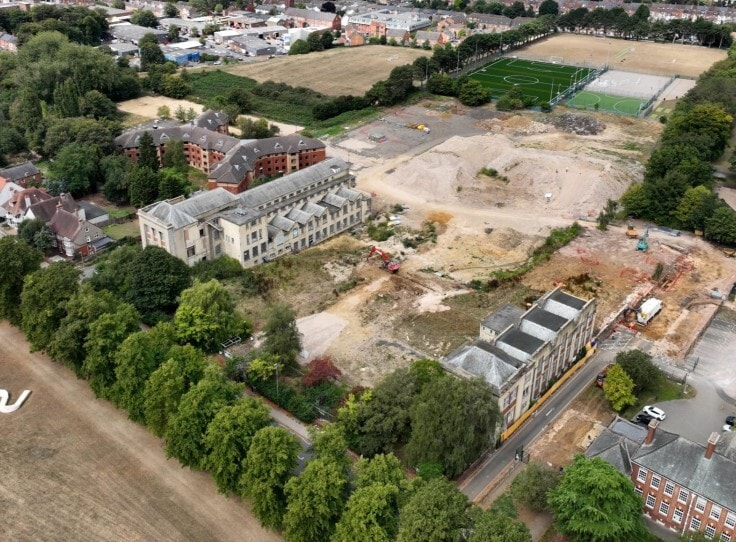 St. Georges Av, Northampton for sale Primary Photo- Image 1 of 2