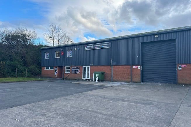 1-11 Prydwen Rd, Swansea to rent Primary Photo- Image 1 of 3