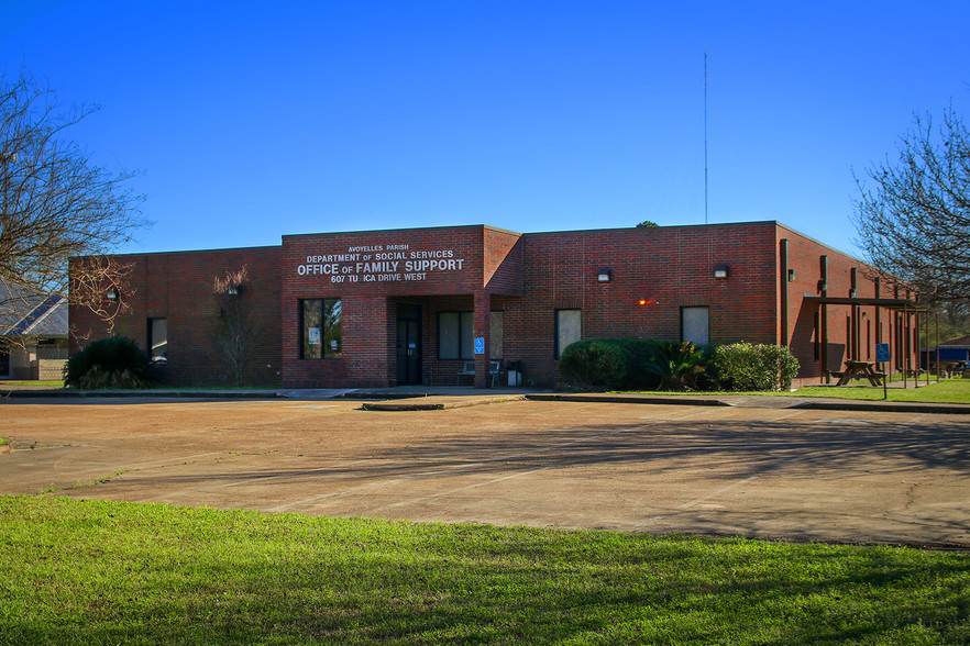 607 Tunica Dr W, Marksville, LA for sale - Primary Photo - Image 1 of 1