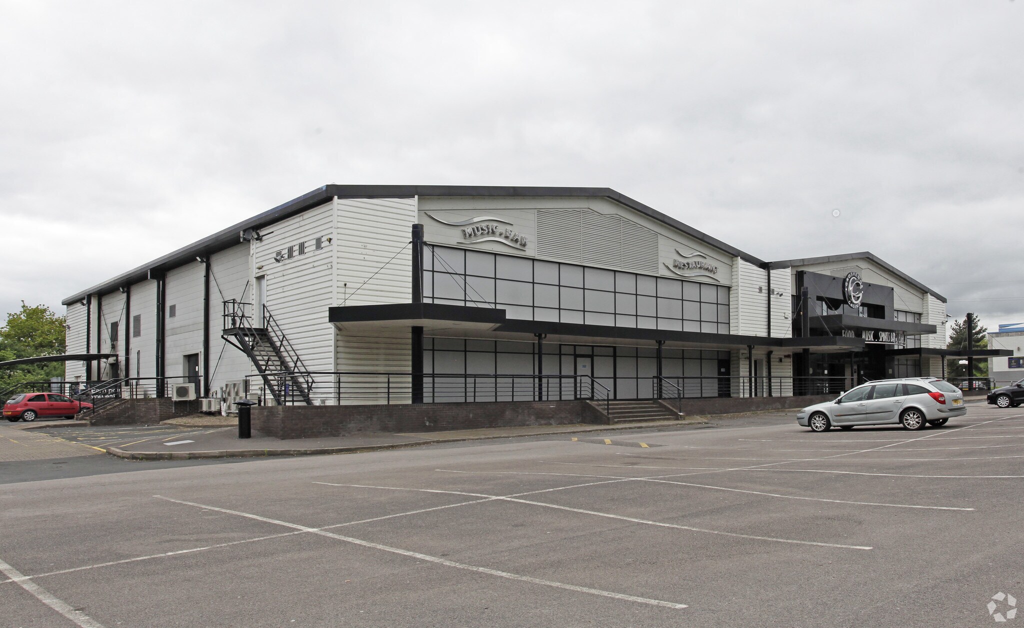 Bentley Mill Way, Walsall for sale Primary Photo- Image 1 of 1