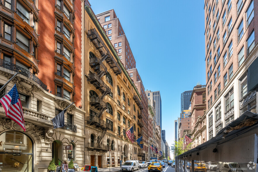 28 W 44th St, New York, NY for rent - Primary Photo - Image 1 of 6