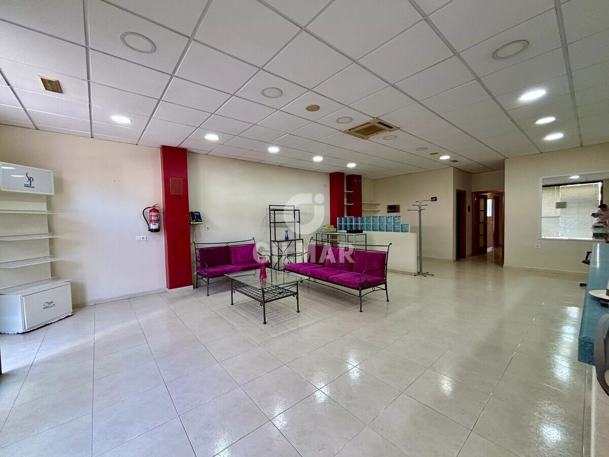 Adeje, SCT 38670 - Unit 1 - - Interior Photo - Image 2 of 9