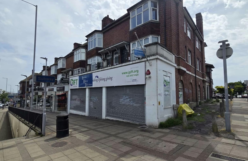 61-63 Watford Way, London to rent Primary Photo- Image 1 of 2